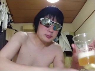 (07/03)eating Spiffy Tidy Up Hamburger For Ages C In Depth Drinking Beer